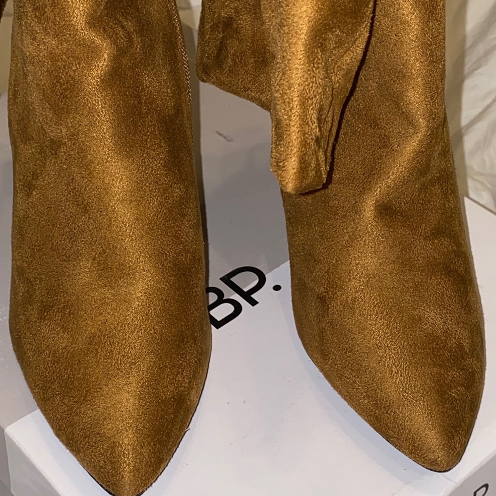 Woman's New Zigisoho Jeenie Fabric Pointed Toe heeled boots , sz 7 - Picture 8 of 15